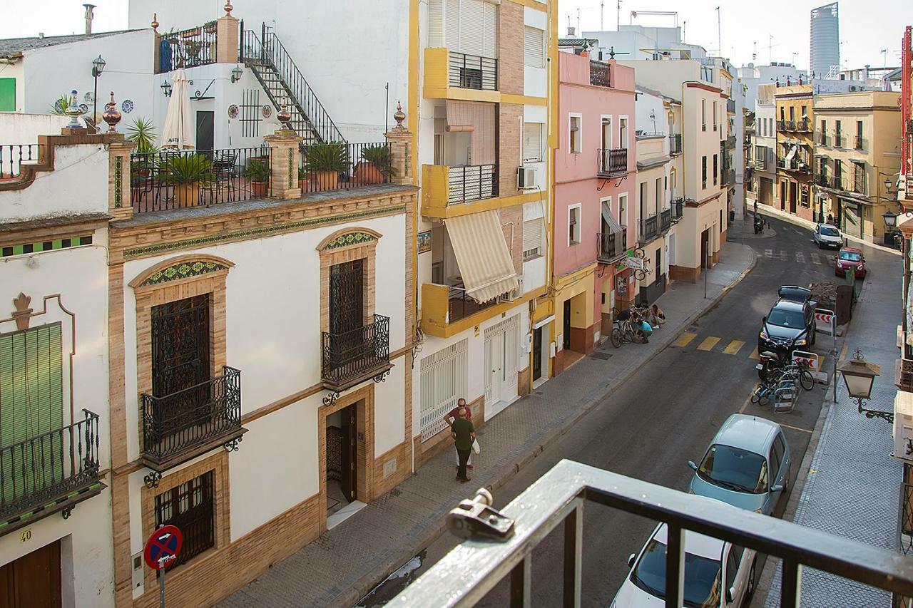 Apartamento Pureza Seville Exterior photo